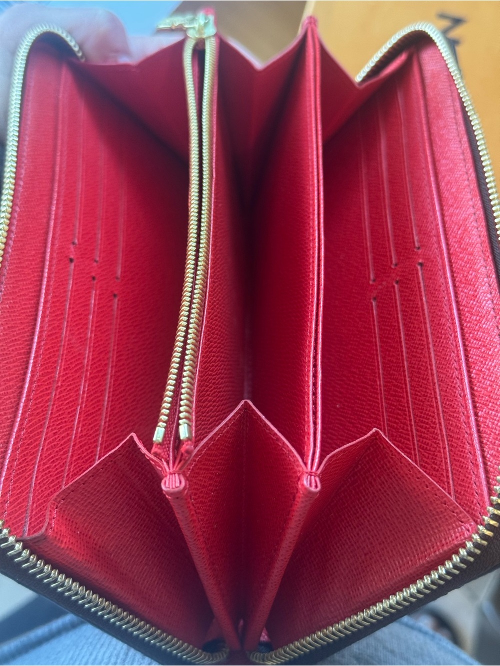 2018 Louis Vuitton Monogram Zippy Wallet - Picture 8 of 8